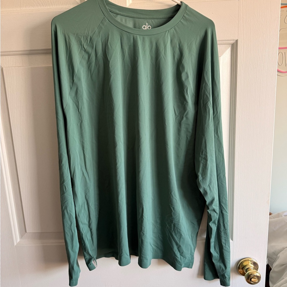 ALO Yoga Men's Sage Long Sleeve Tee